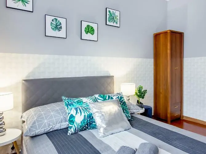 *clicktheflat* Wilcza 33 Street In The Center